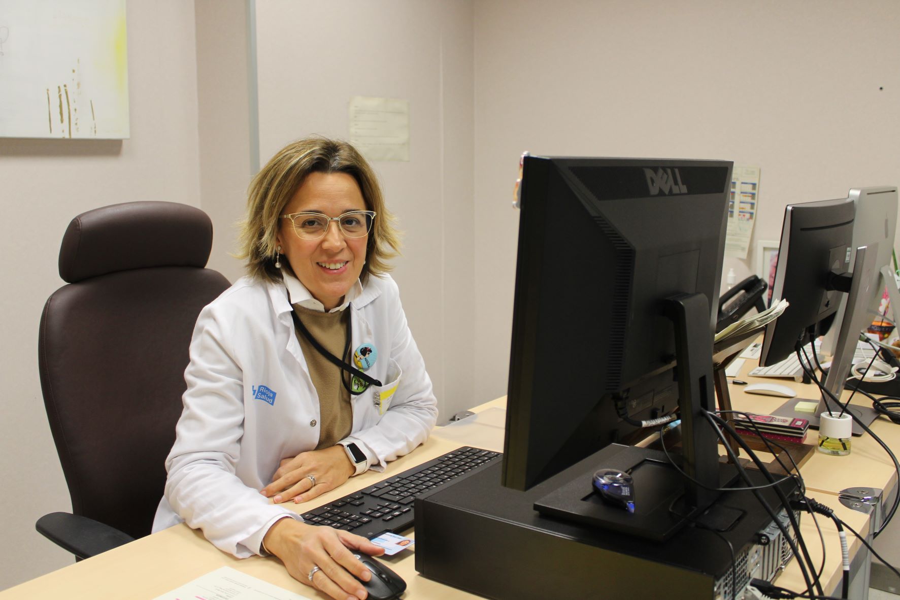 Elena Domínguez-Garrido responsable de la plataforma de investigación biomédica del CIBIR, publica varios artículos sobre COVID-19